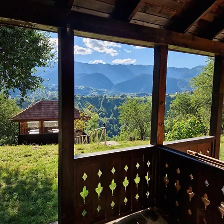 Alpine Escape Măgura